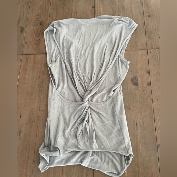 Helmut Lang twisted back top in grey NWT - Picture 5 of 7